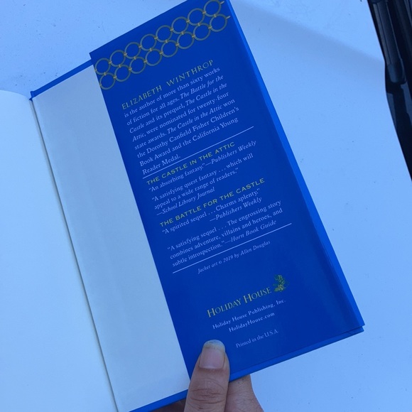 “The battle for the castle” hardback novel - Picture 8 of 12